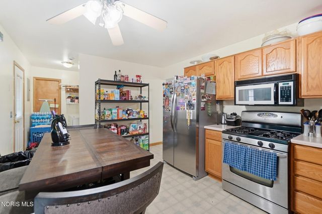 4917 Bowser Drive, Toledo, OH 43613