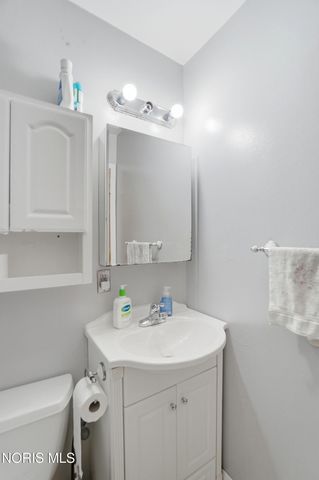 4917 Bowser Drive, Toledo, OH 43613