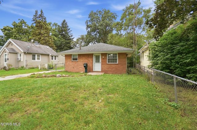 4917 Bowser Drive, Toledo, OH 43613