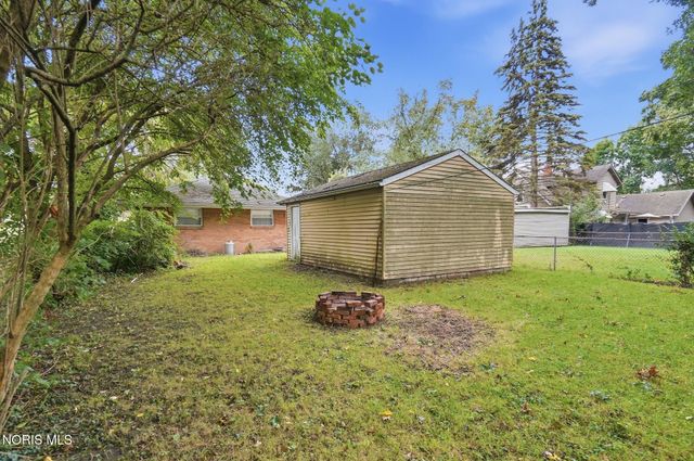 4917 Bowser Drive, Toledo, OH 43613