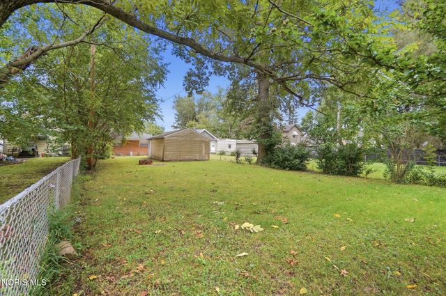 4917 Bowser Drive, Toledo, OH 43613