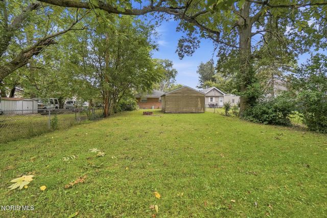 4917 Bowser Drive, Toledo, OH 43613
