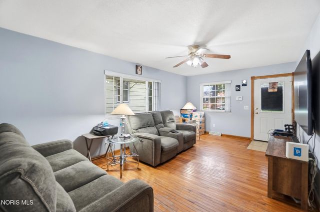 4917 Bowser Drive, Toledo, OH 43613