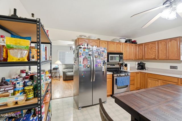4917 Bowser Drive, Toledo, OH 43613