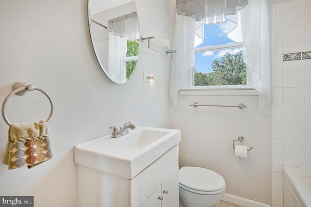 53 GARDEN RIDGE RD, Catonsville, MD 21228