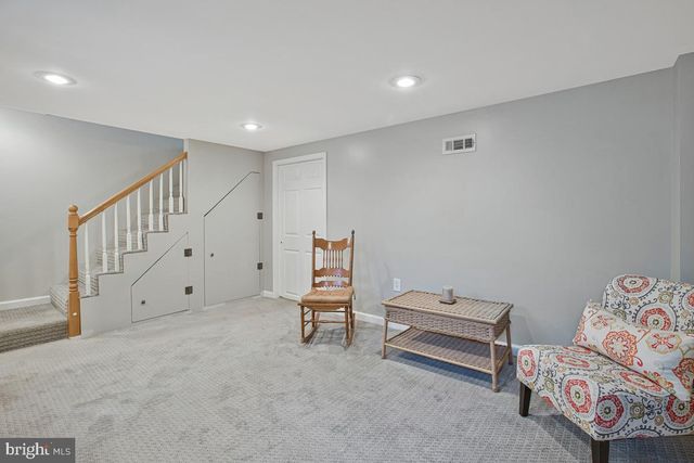 53 GARDEN RIDGE RD, Catonsville, MD 21228