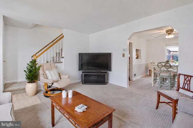 53 GARDEN RIDGE RD, Catonsville, MD 21228