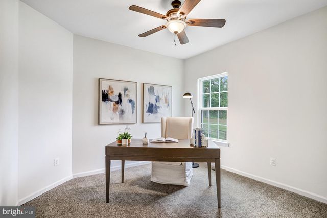 26798 BARNSLEY PL, Chantilly, VA 20152