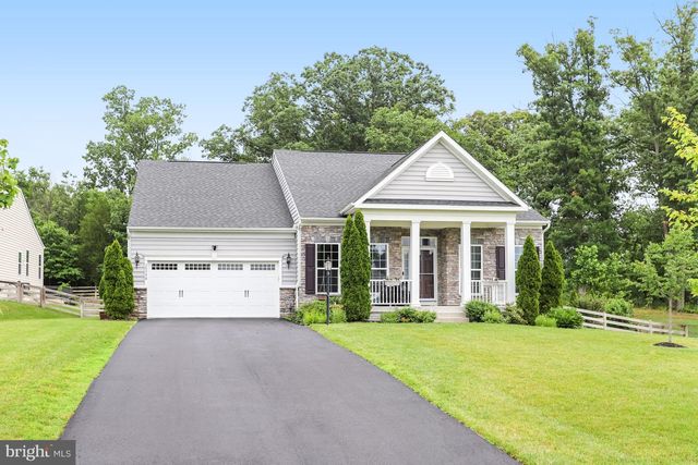 26798 BARNSLEY PL, Chantilly, VA 20152