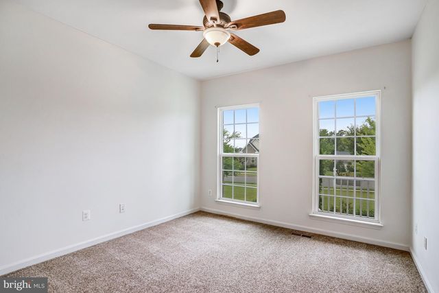 26798 BARNSLEY PL, Chantilly, VA 20152