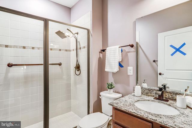 26798 BARNSLEY PL, Chantilly, VA 20152