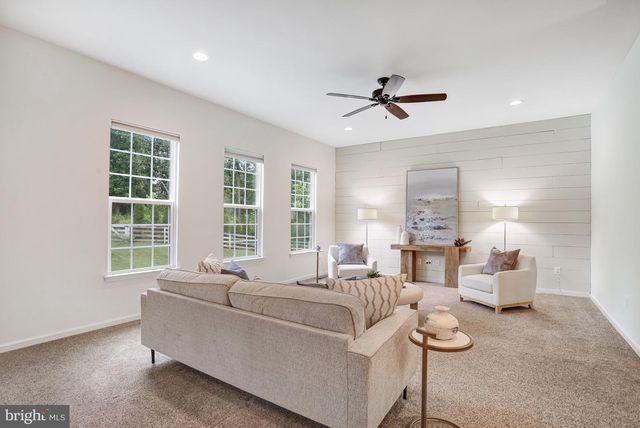 26798 BARNSLEY PL, Chantilly, VA 20152