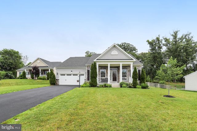 26798 BARNSLEY PL, Chantilly, VA 20152