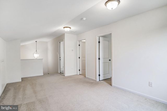 26798 BARNSLEY PL, Chantilly, VA 20152