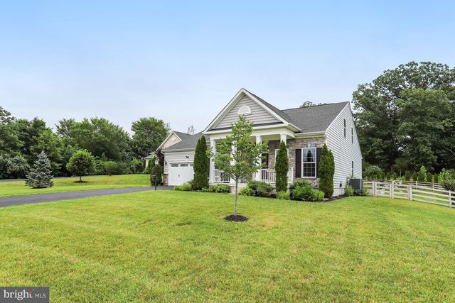 26798 BARNSLEY PL, Chantilly, VA 20152