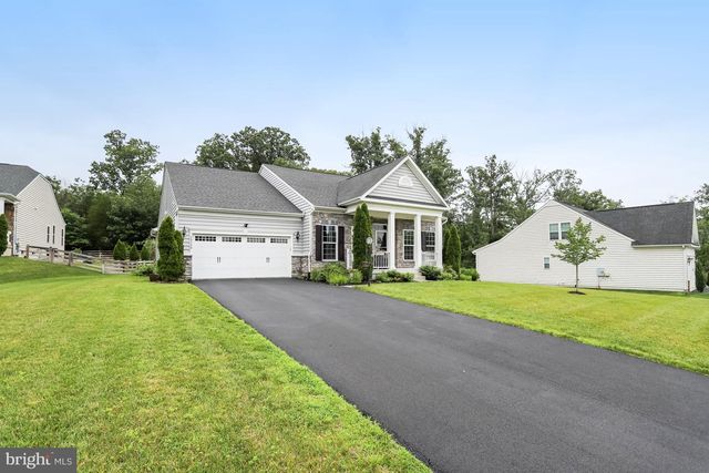26798 BARNSLEY PL, Chantilly, VA 20152