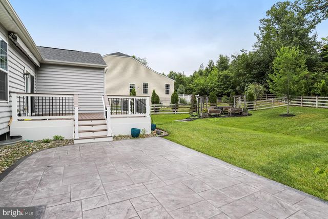 26798 BARNSLEY PL, Chantilly, VA 20152