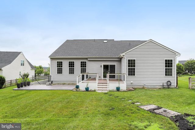 26798 BARNSLEY PL, Chantilly, VA 20152