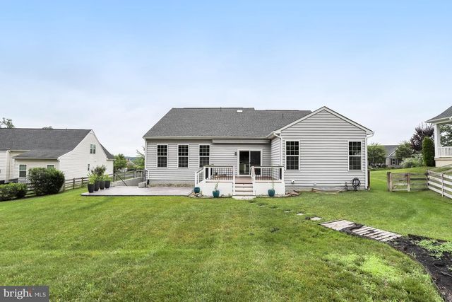 26798 BARNSLEY PL, Chantilly, VA 20152