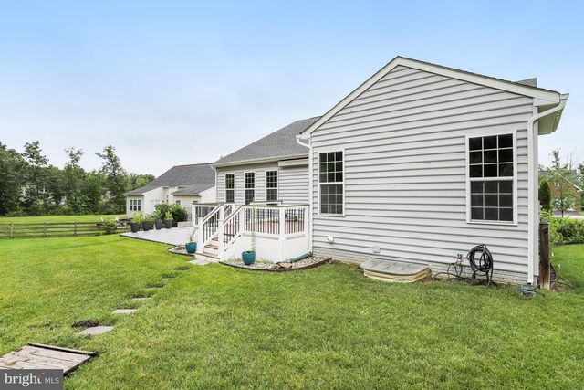 26798 BARNSLEY PL, Chantilly, VA 20152