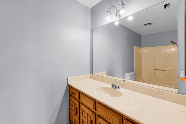 1134 Harvest Hill Circle, Desoto, TX 75115