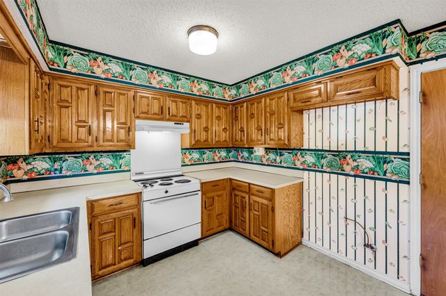 1134 Harvest Hill Circle, Desoto, TX 75115