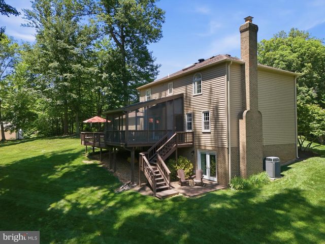11661 CAPTAIN RHETT LN, Fairfax Station, VA 22039