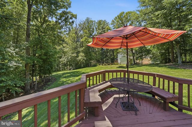 11661 CAPTAIN RHETT LN, Fairfax Station, VA 22039
