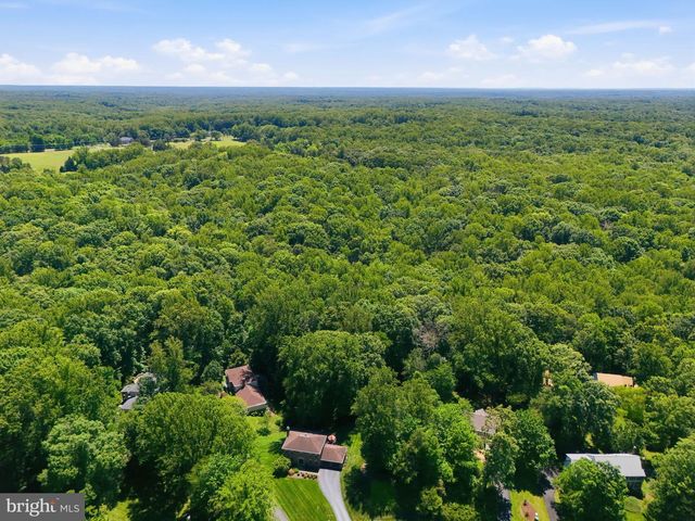 11661 CAPTAIN RHETT LN, Fairfax Station, VA 22039