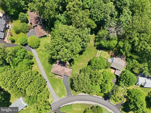 11661 CAPTAIN RHETT LN, Fairfax Station, VA 22039