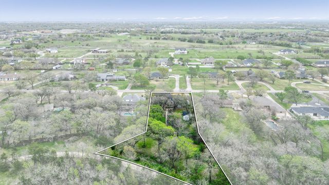 1912 Carriage Estates Road, Sherman, TX 75092