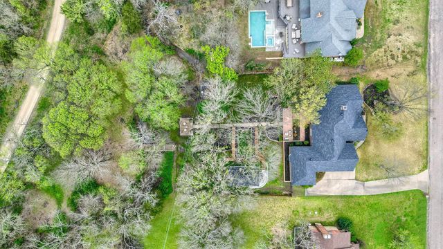 1912 Carriage Estates Road, Sherman, TX 75092