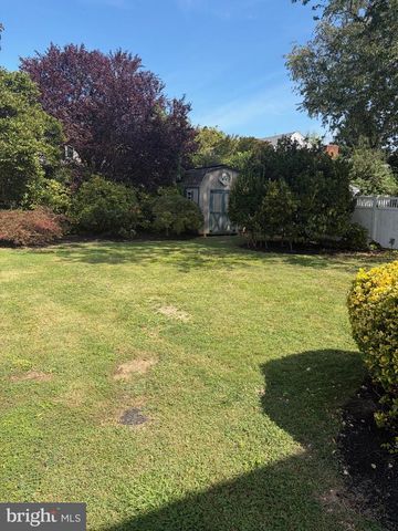 1417 MAPLE AVE, Haddon Heights, NJ 08035