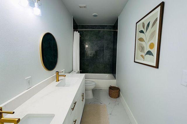 8132 Penrod Street, Houston, TX 77028