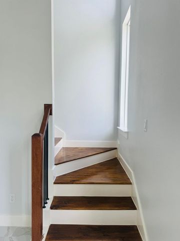 8132 Penrod Street, Houston, TX 77028