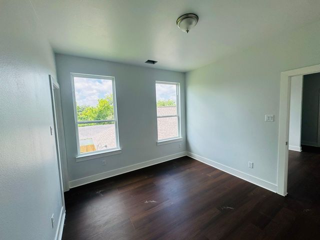 8132 Penrod Street, Houston, TX 77028