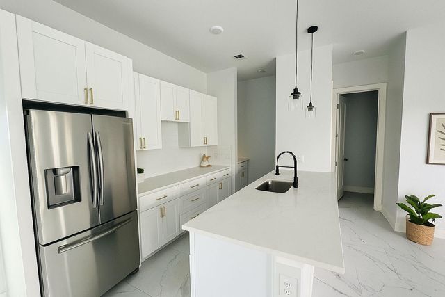 8132 Penrod Street, Houston, TX 77028