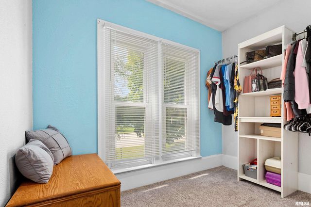 1446 N 4TH Street, Chillicothe, IL 61523