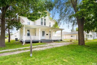 1446 N 4TH Street, Chillicothe, IL 61523