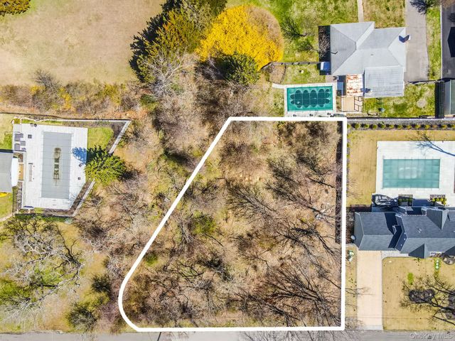 1050 Tasker Lane, Greenport, NY 11944