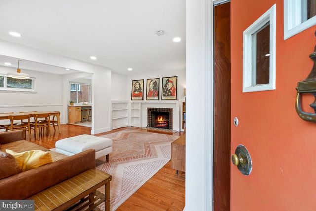 7902 GLENSIDE DR, Takoma Park, MD 20912