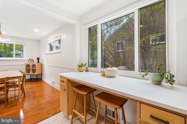 7902 GLENSIDE DR, Takoma Park, MD 20912