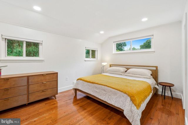 7902 GLENSIDE DR, Takoma Park, MD 20912