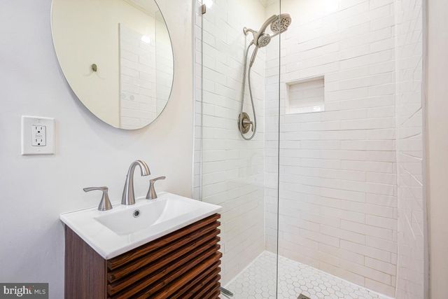 7902 GLENSIDE DR, Takoma Park, MD 20912