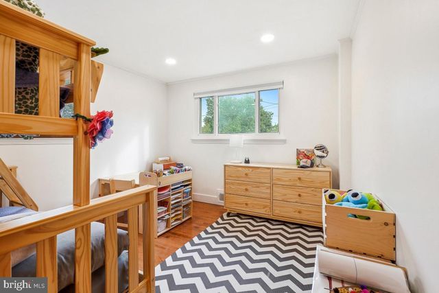 7902 GLENSIDE DR, Takoma Park, MD 20912
