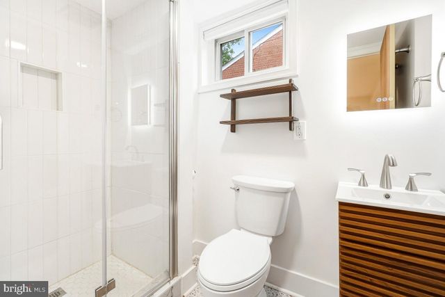 7902 GLENSIDE DR, Takoma Park, MD 20912