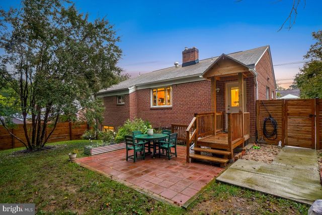 7902 GLENSIDE DR, Takoma Park, MD 20912
