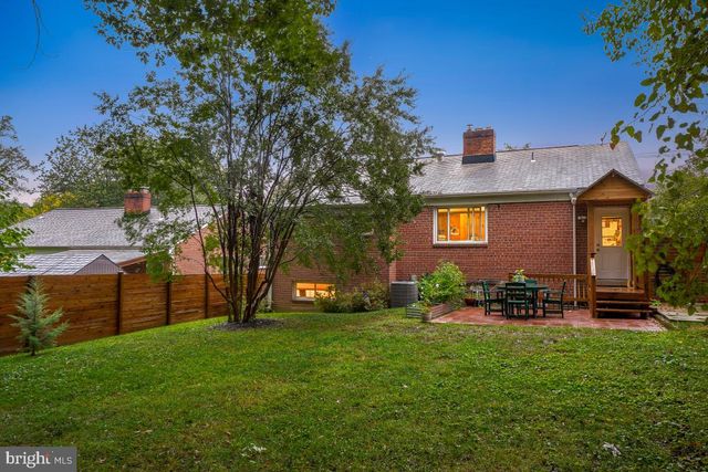 7902 GLENSIDE DR, Takoma Park, MD 20912