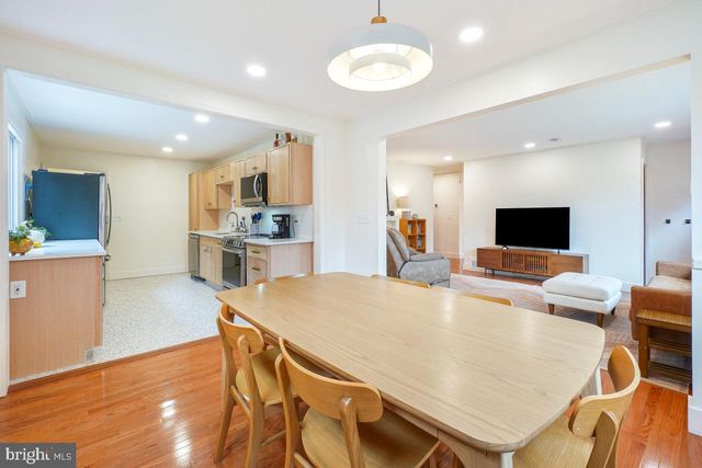 7902 GLENSIDE DR, Takoma Park, MD 20912
