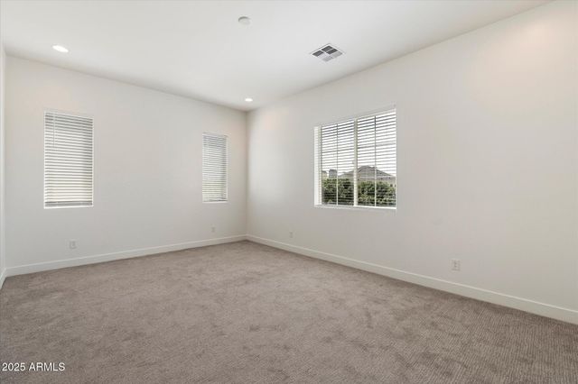 640 W ECHO Lane, Phoenix, AZ 85021